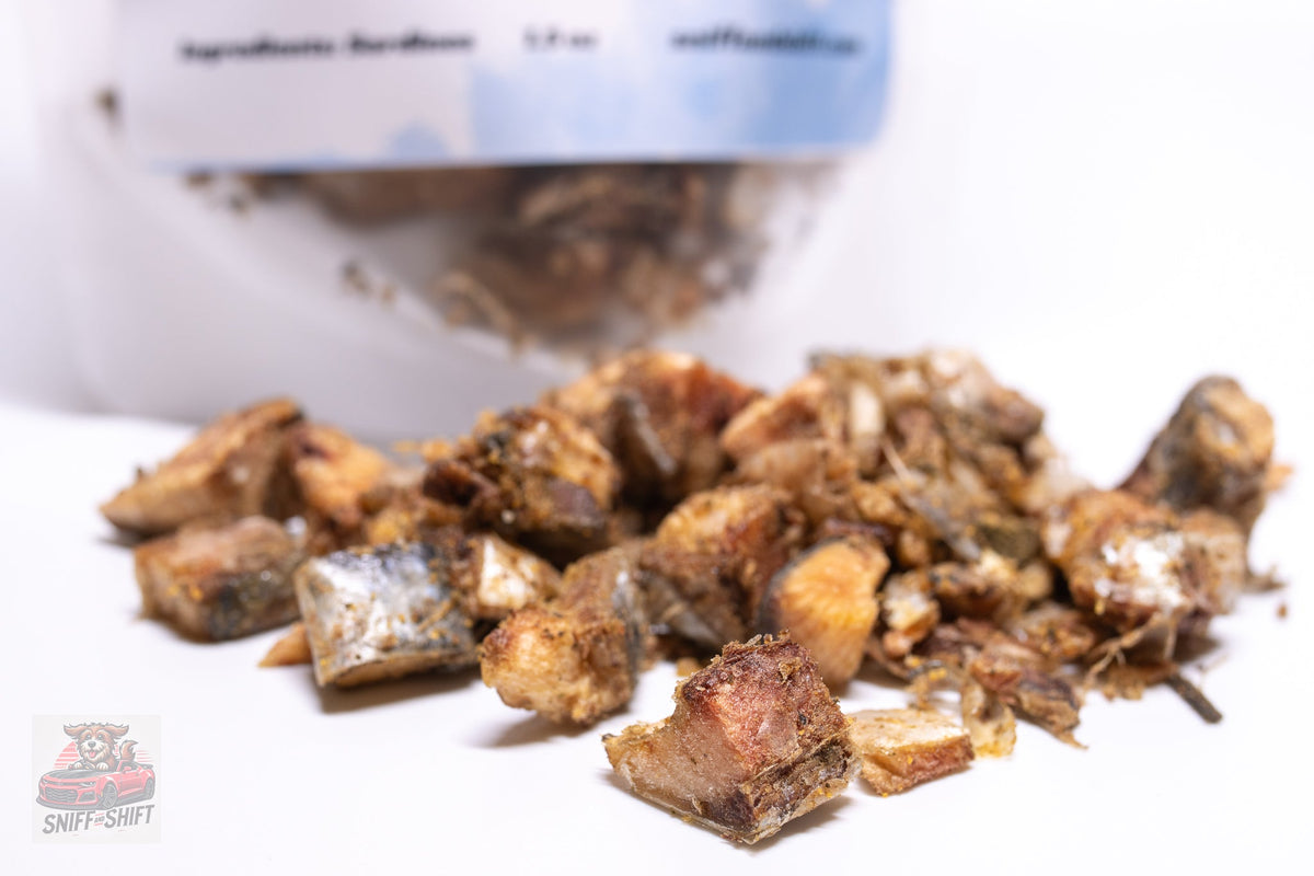 Freeze-Dried Whole Sardines: Fish Treats for Dogs & Cats